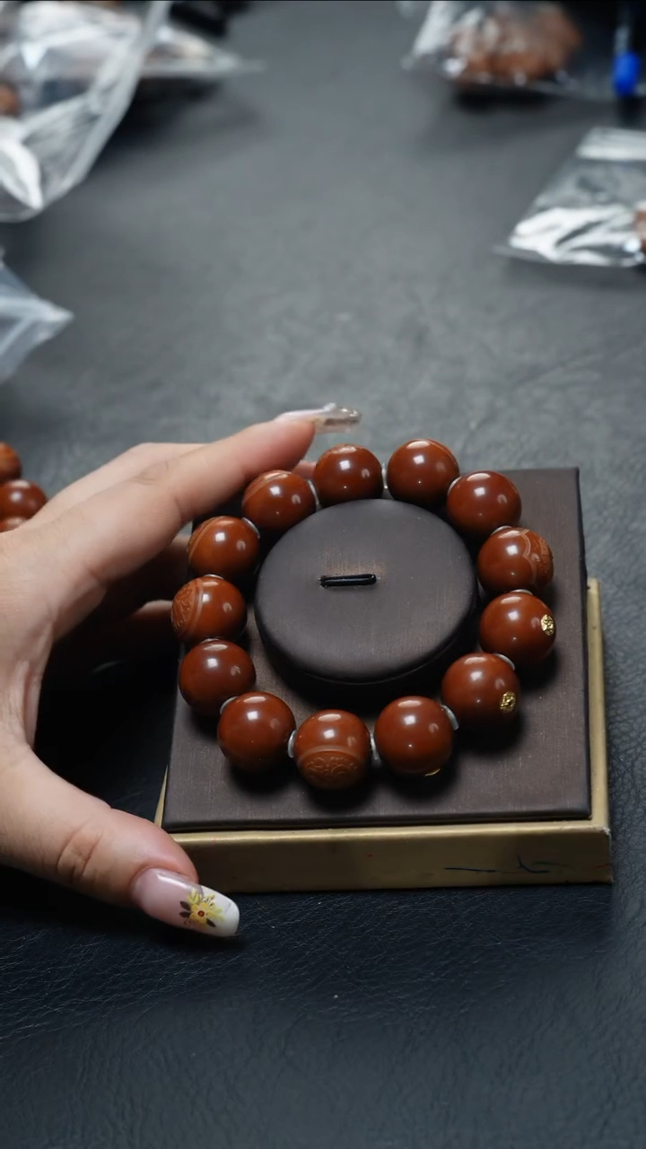 橄榄核吊坠橄榄核