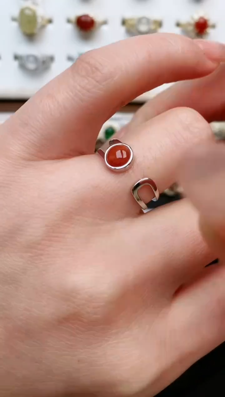 【闪购商品】翡翠戒指银S925镶嵌....