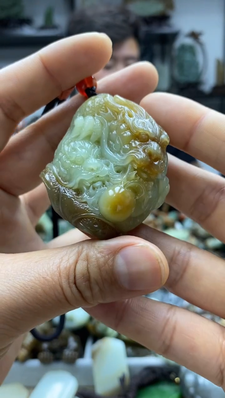 和田玉未镶嵌把件1