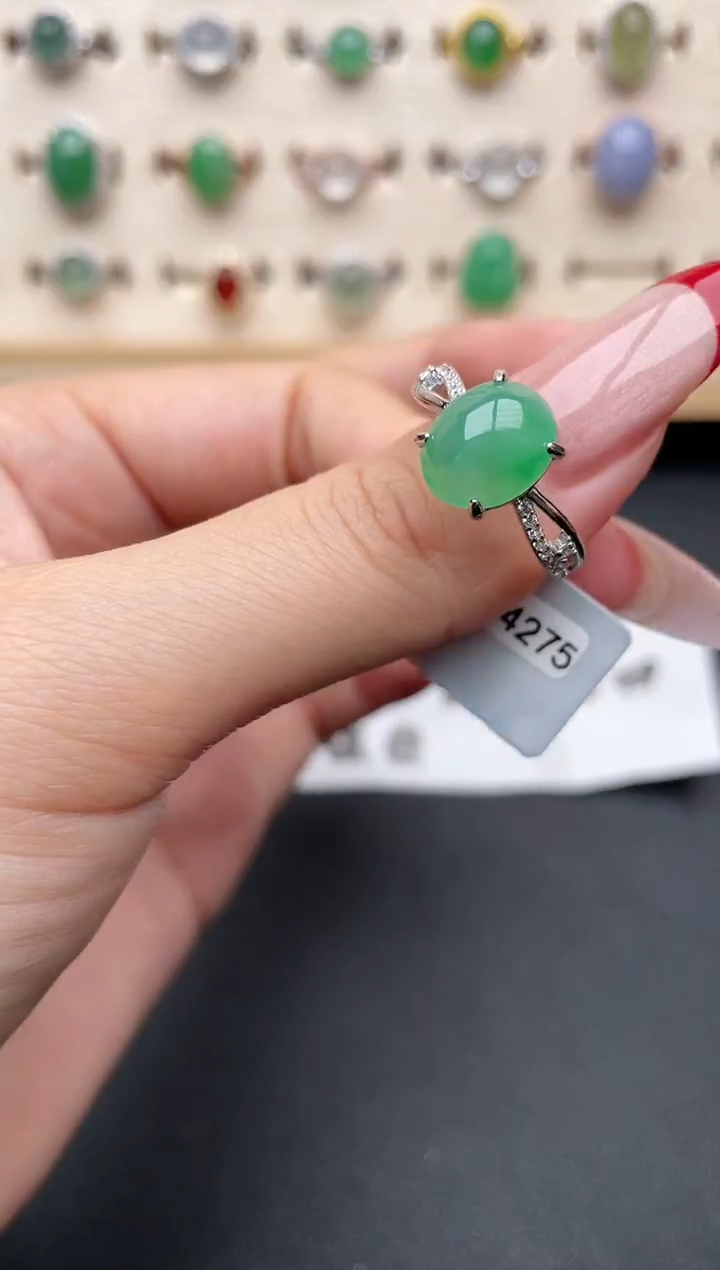 【闪购商品】翡翠戒指银S925镶嵌一物一证一礼盒