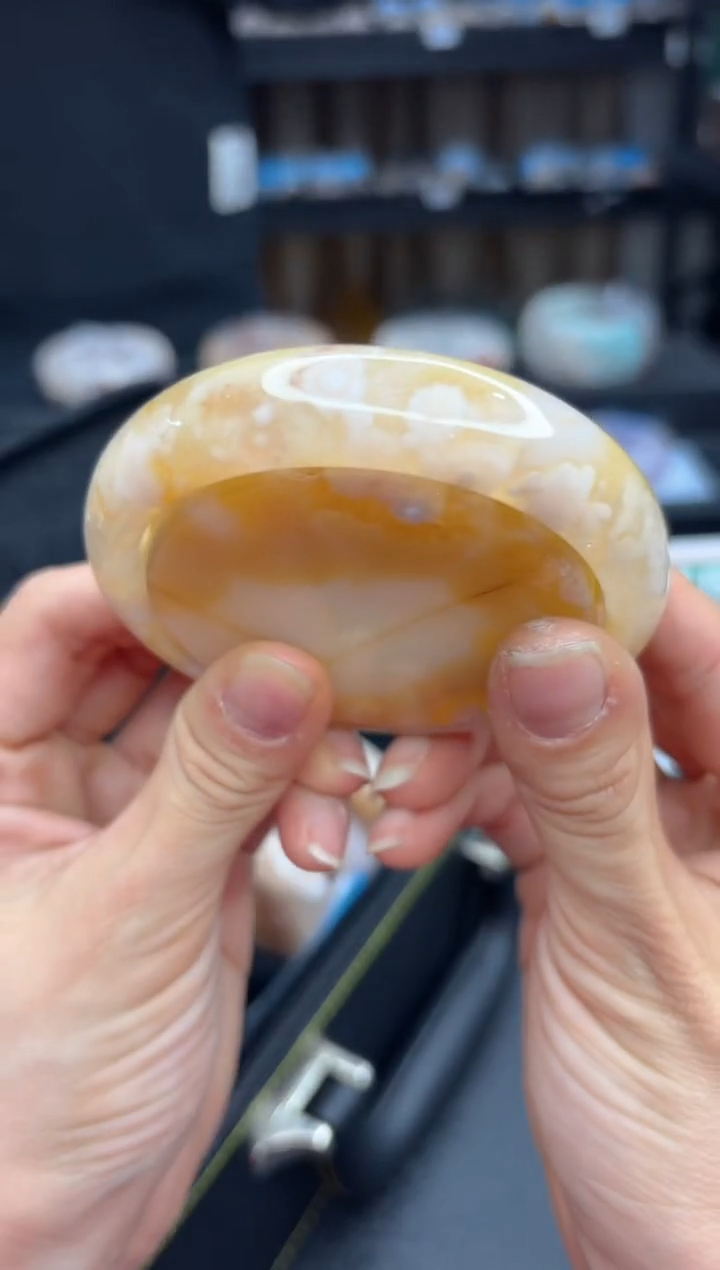 【闪购商品】石英质玉手镯未镶嵌47（62圈赠送镯心）