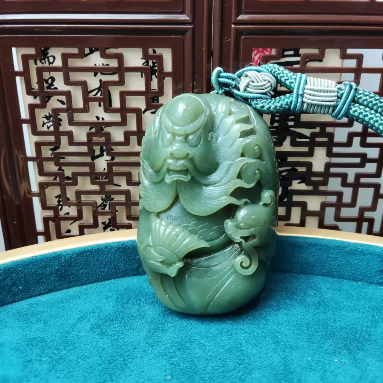 和田玉---钟馗手把