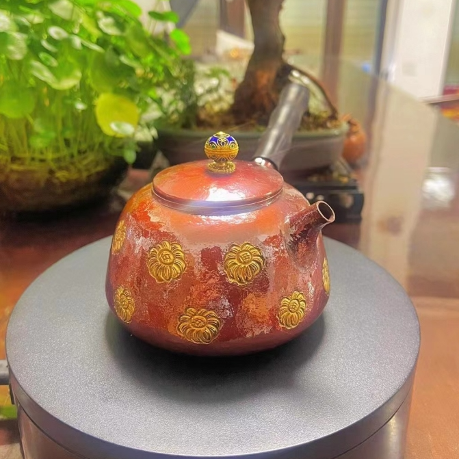 【心隅兴】鎏金太阳壶侧把壶家用精美茶壶摆件400ml#030
