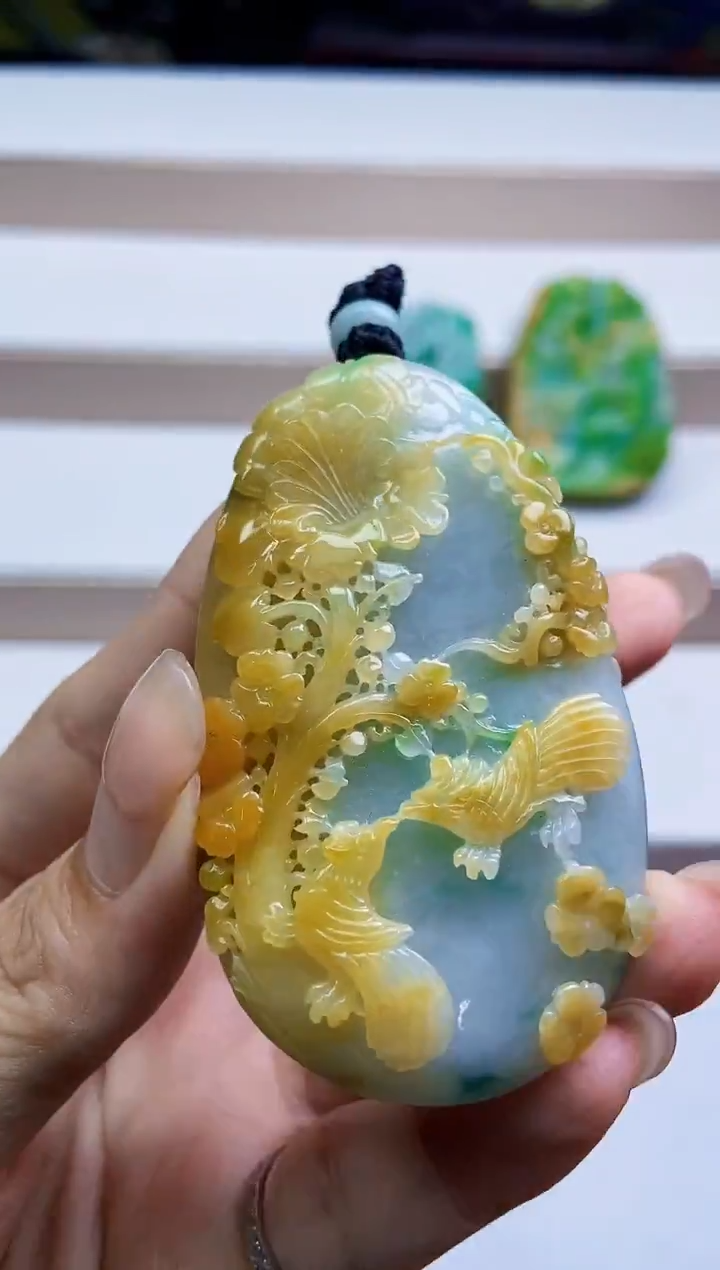 颈饰未镶嵌翡翠翡翠A货