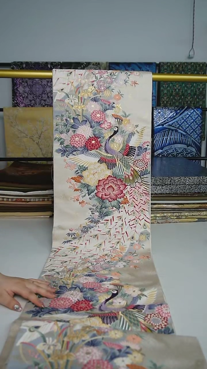 【闪购商品】织绣7 六通孔雀牡丹
