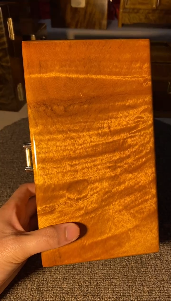 【闪购商品】金丝楠木艺金丝楠首饰盒F1