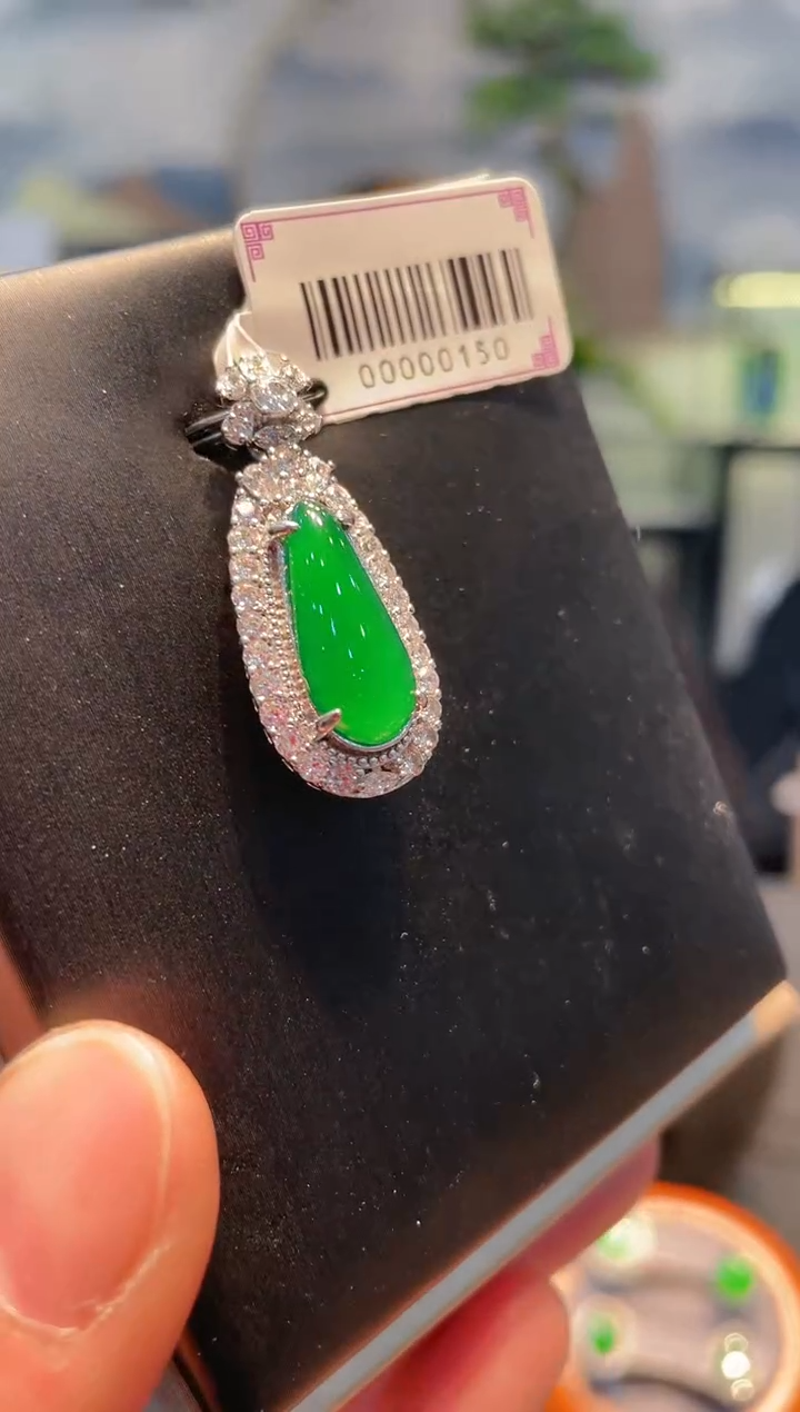 【闪购商品】翡翠吊坠(不含链)未镶嵌A8天然A货翡翠