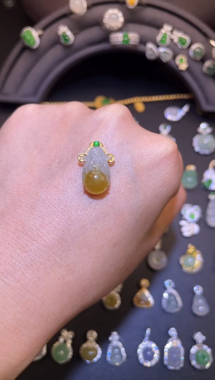 吊坠(不含链)18K金镶嵌翡翠1