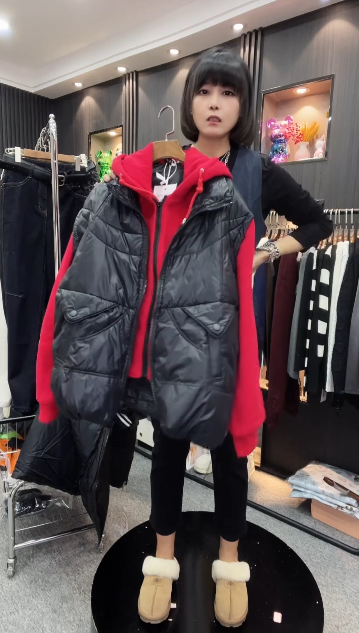 2010红色帽子外套---小码