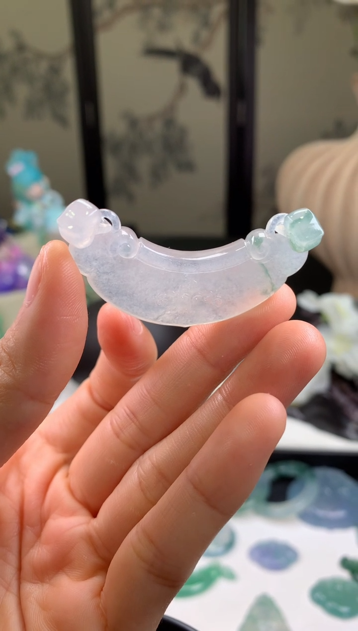 未镶嵌定制翡翠骆***?0668402633（41*17*5.4）