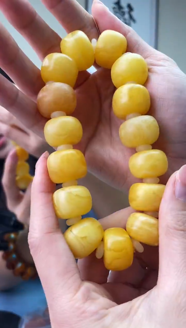 琥珀未镶嵌珠宝奇石T062 20假一罚十，多样性发一件