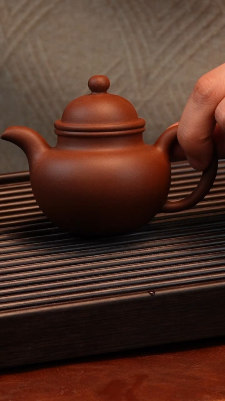 【闪购商品】紫砂茶壶寿珍掇球红