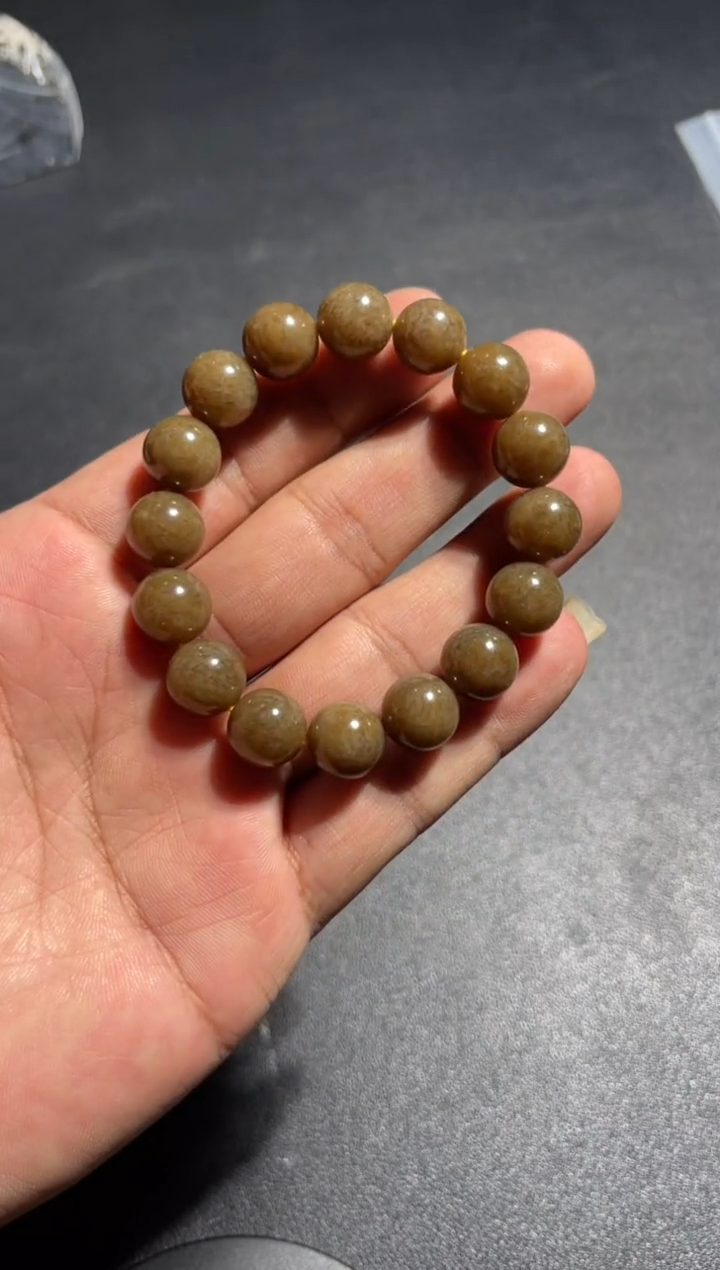 未镶嵌手串和田玉1