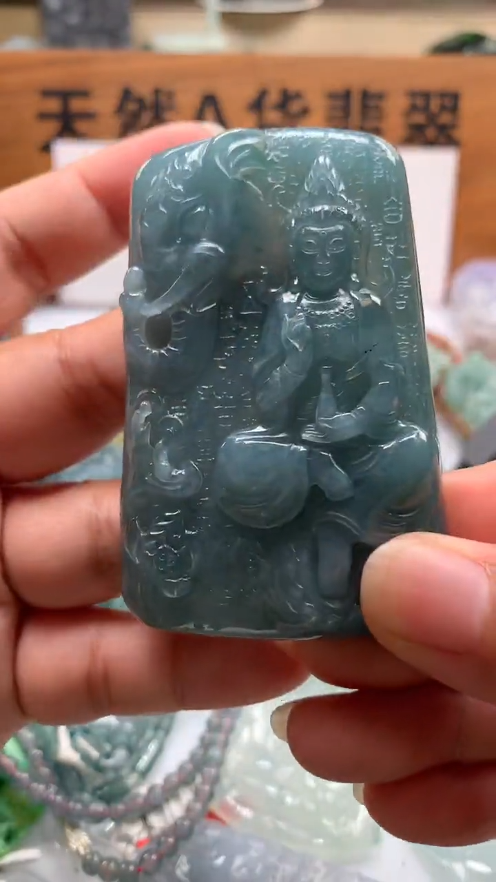 【闪购商品】翡翠颈饰未镶嵌保真天然A货翡翠