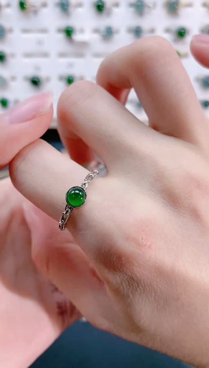 【闪购商品】翡翠戒指银S925镶嵌天然翡翠