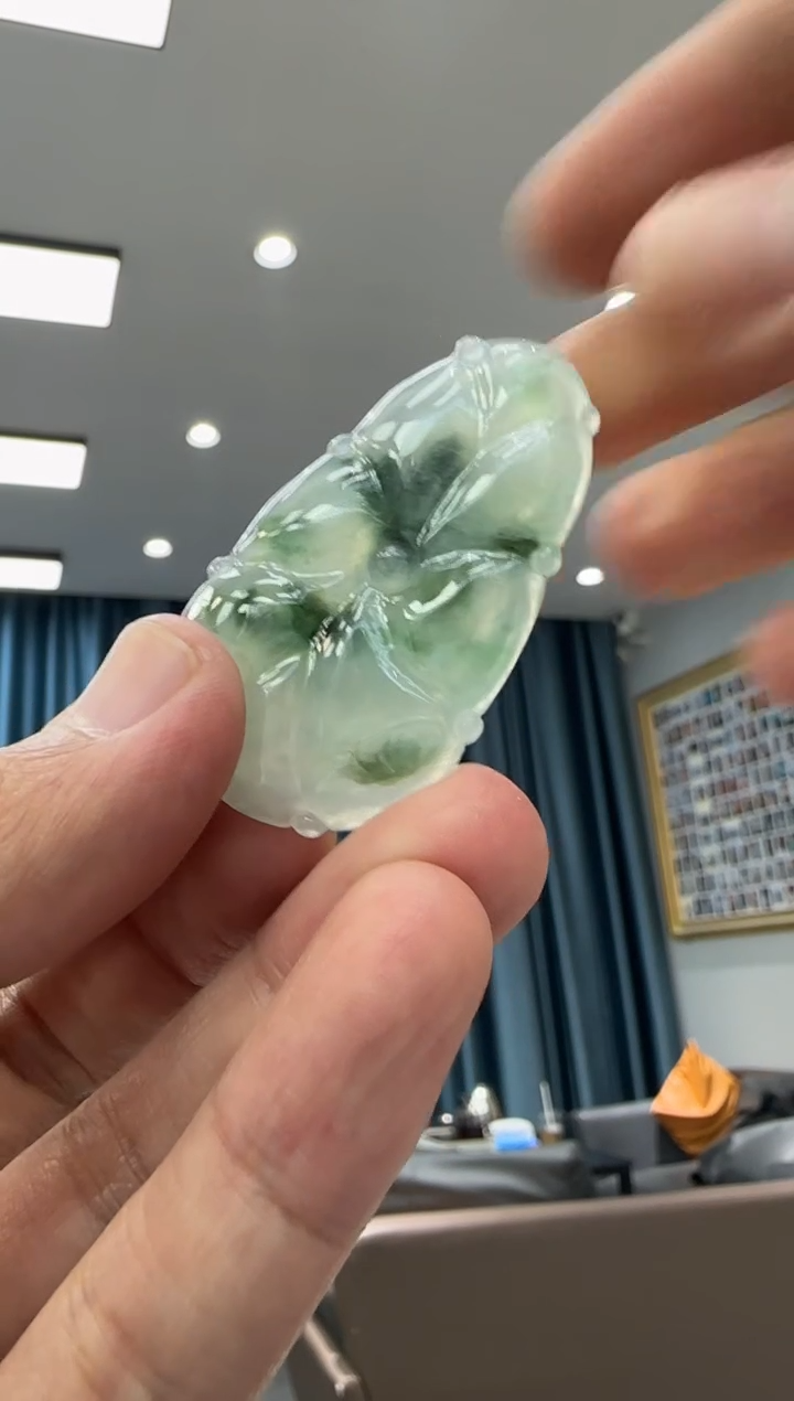 颈饰未镶嵌翡翠天然翡翠A货孤品一件