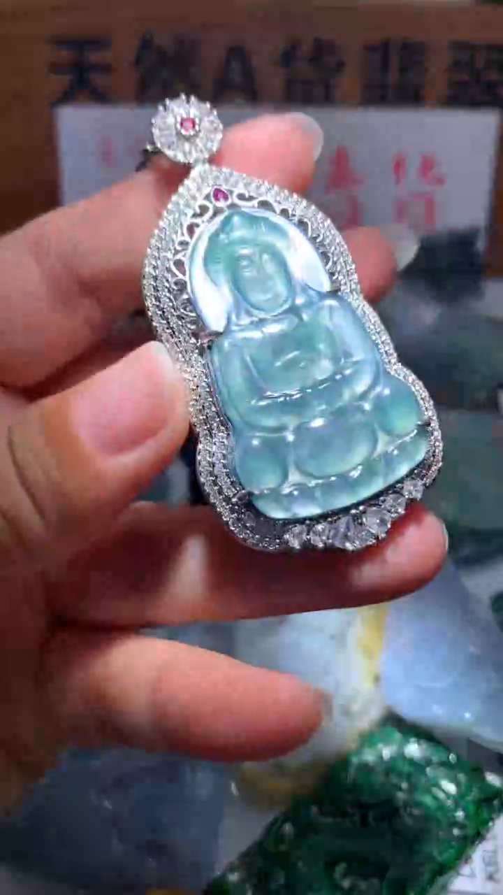 【闪购商品】翡翠颈饰未镶嵌保真天然A货翡翠