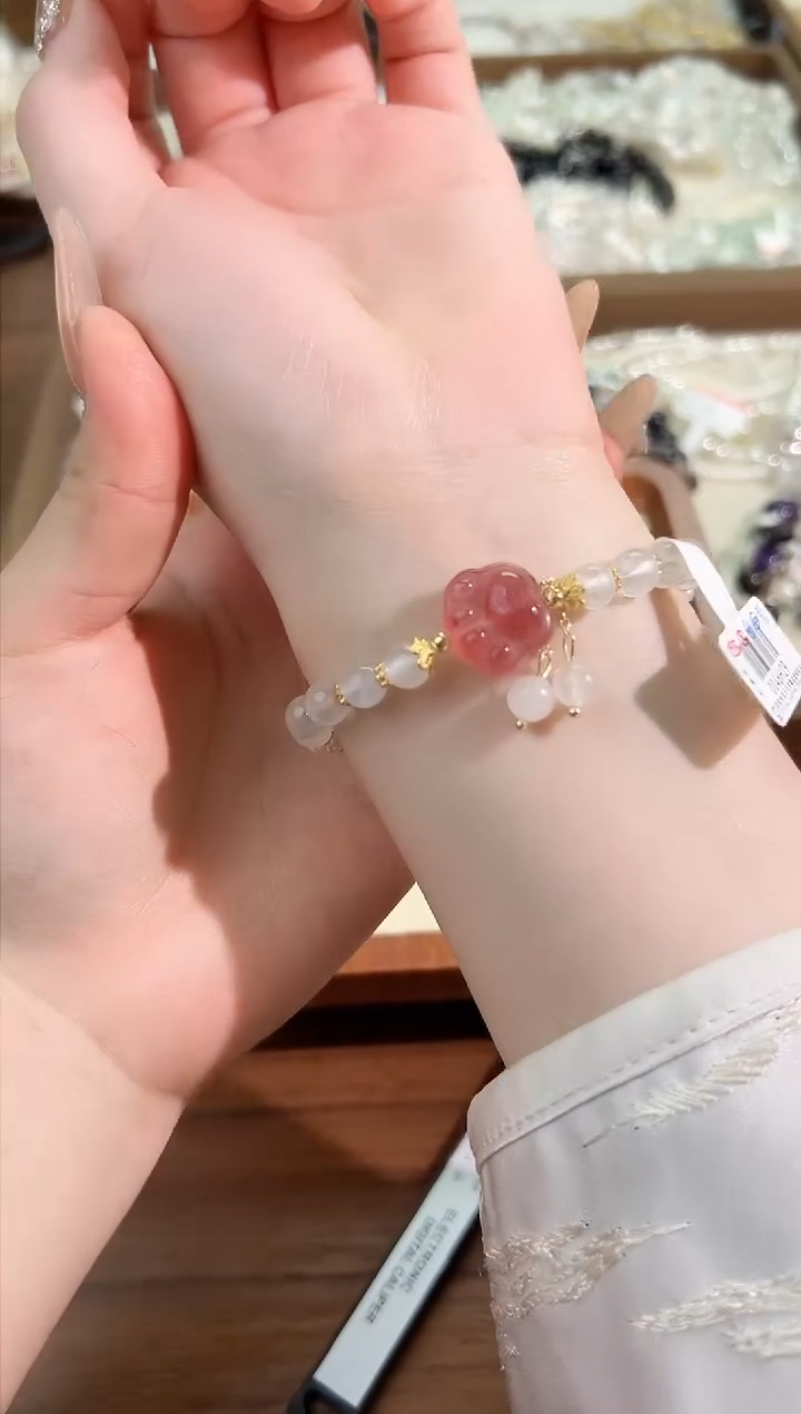 【闪购商品】水晶手链未镶嵌草莓晶猫爪L046默认微瑕多样性发货