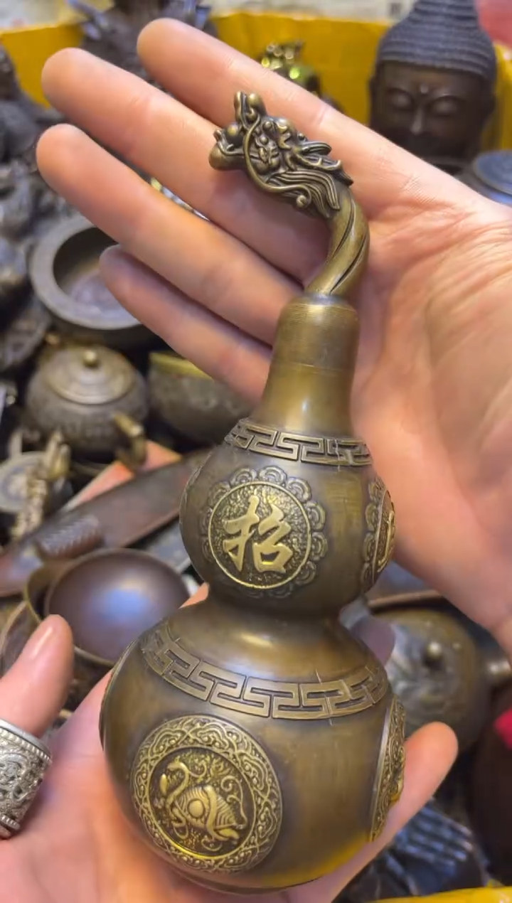 精美铜器，点击下单