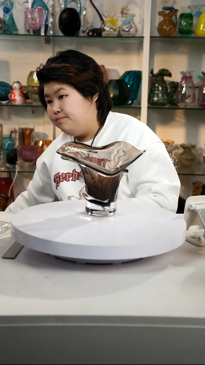 【闪购商品】琉璃【弘扬】高17轻奢琉璃花器微瑕福利