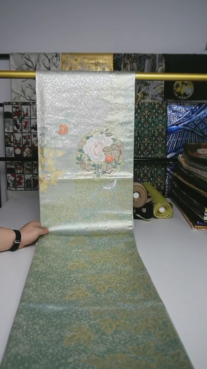 【闪购商品】织绣织锦24六通花卉