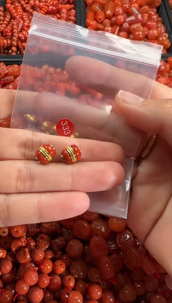 【闪购商品】南红玛瑙颈饰未镶嵌1