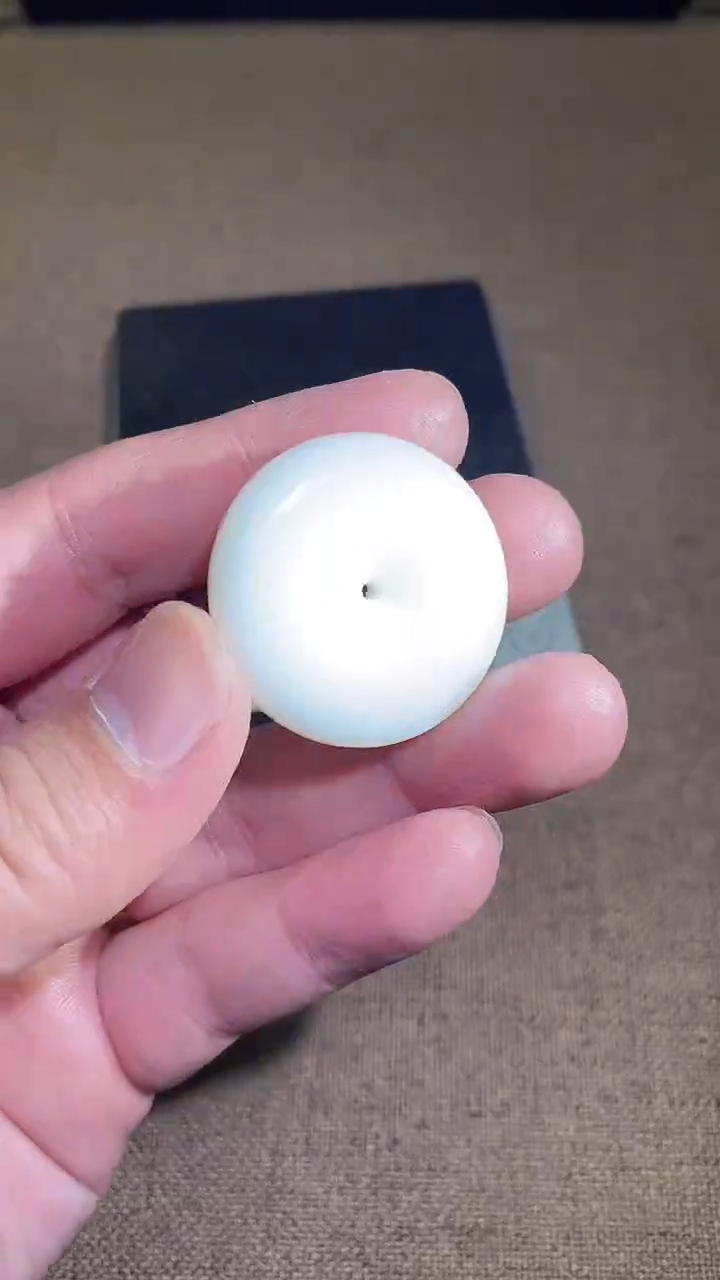 颈饰未镶嵌和田玉12.26拍一发一