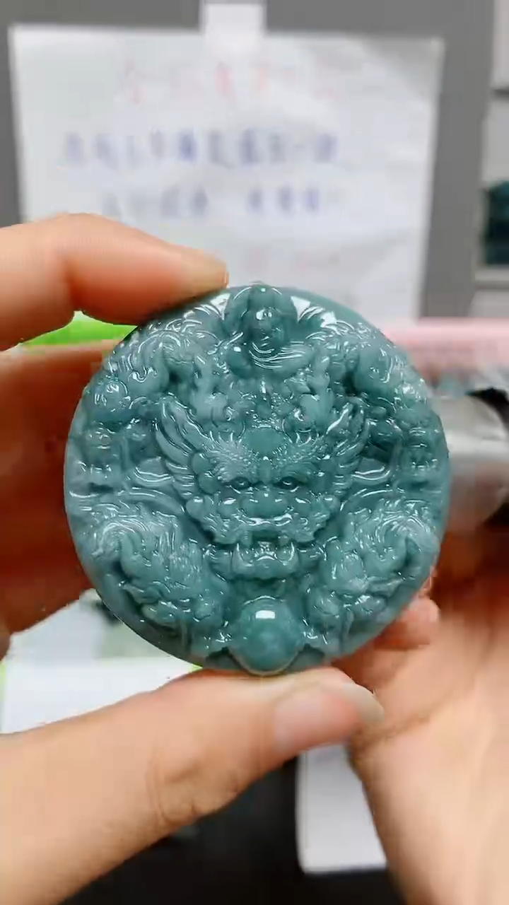 【闪购商品】翡翠颈饰未镶嵌天然翡翠A货