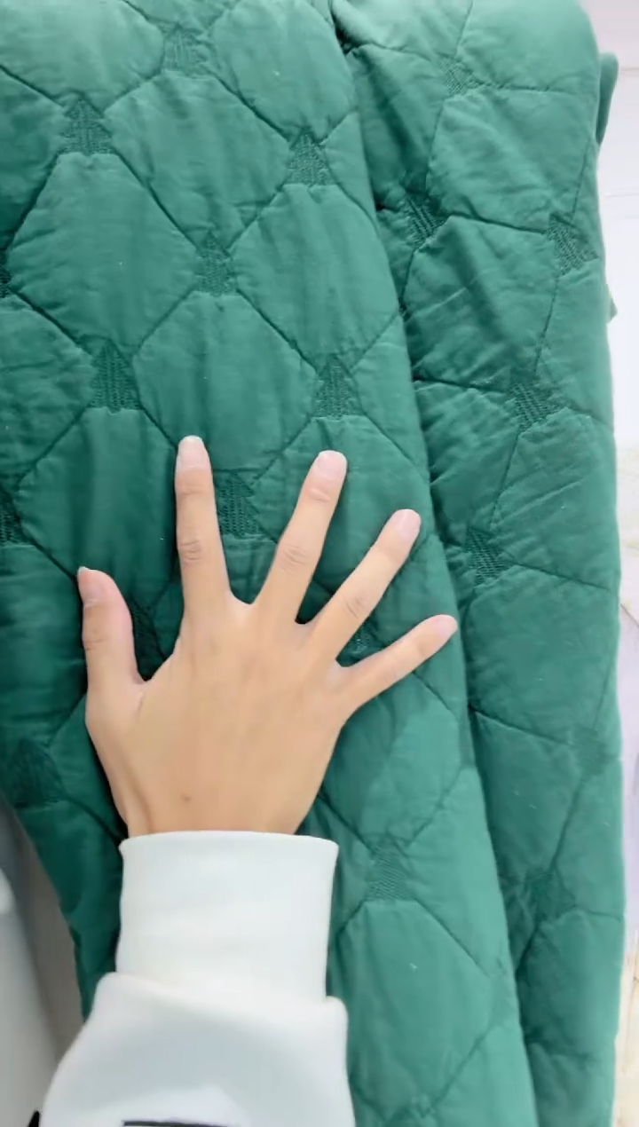 棉220*230纯棉床盖41号折印微瑕