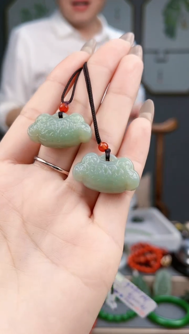 【闪购商品】和田玉颈饰未镶嵌AA多样性发货 拍一发一