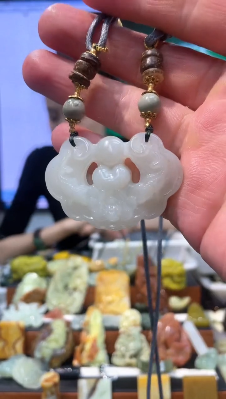 【闪购商品】岫玉吊坠未镶嵌·