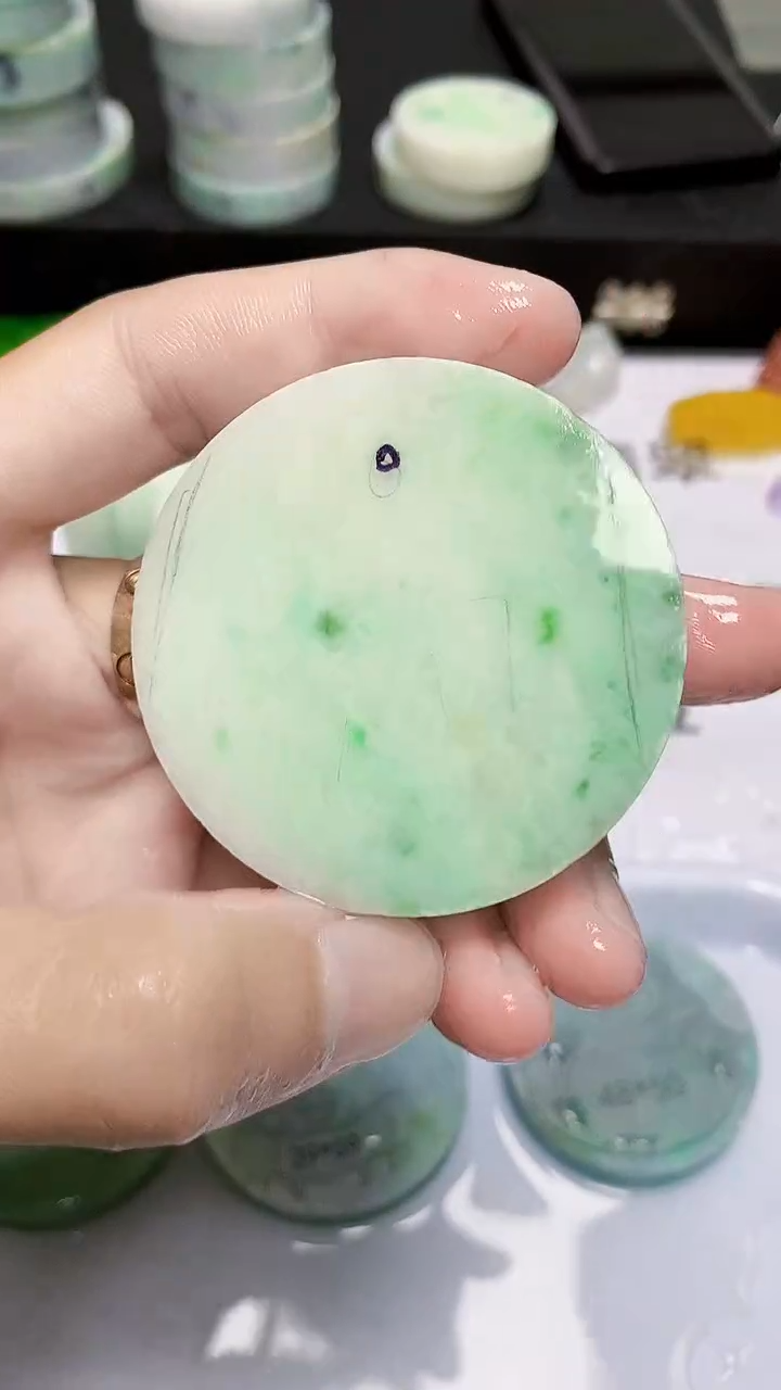 翡翠裸石缅甸天然翡翠A货884