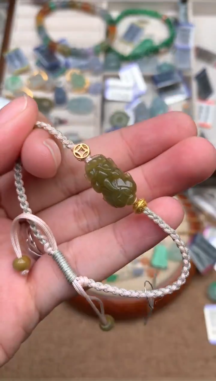 未镶嵌挂件翡翠1