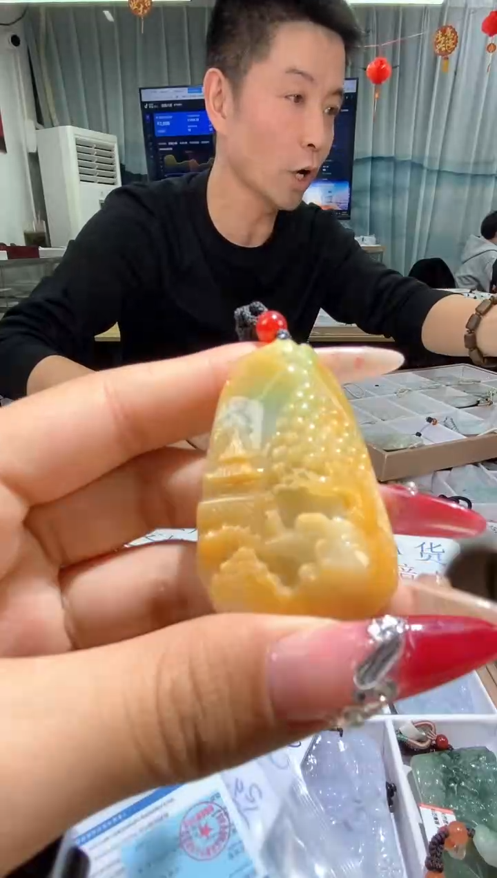 【闪购商品】翡翠颈饰未镶嵌天然缅甸翡翠A货未镶嵌