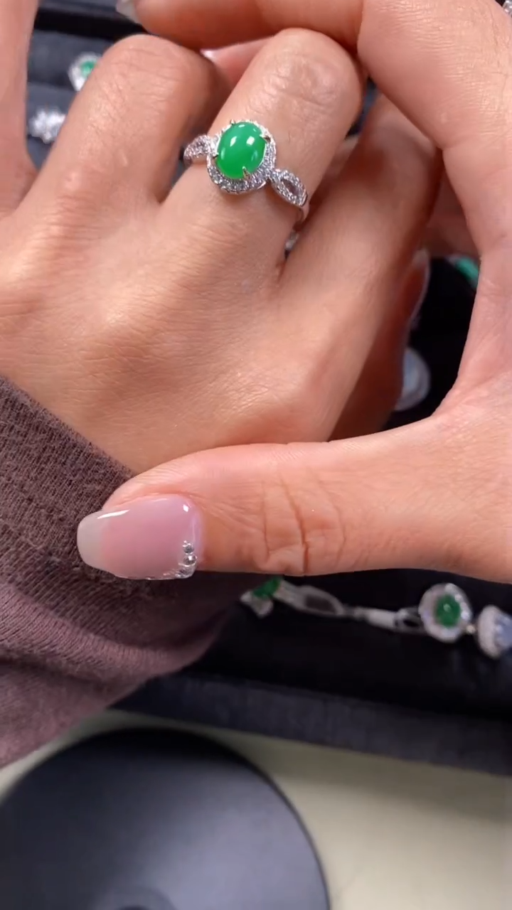 【闪购商品】翡翠戒指银S925镶嵌9976