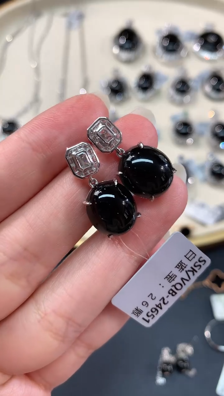 【闪购商品】翡翠耳饰18K金镶嵌A363|19800