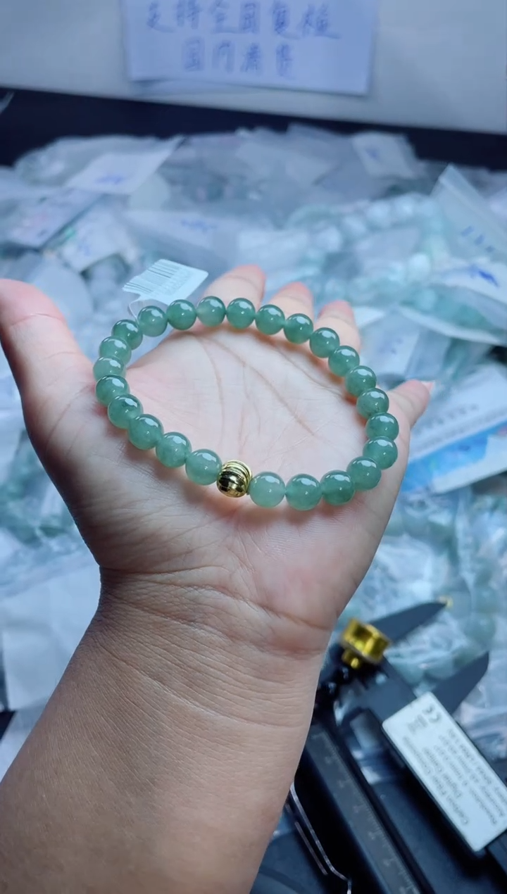 定制翡翠未镶嵌珠串