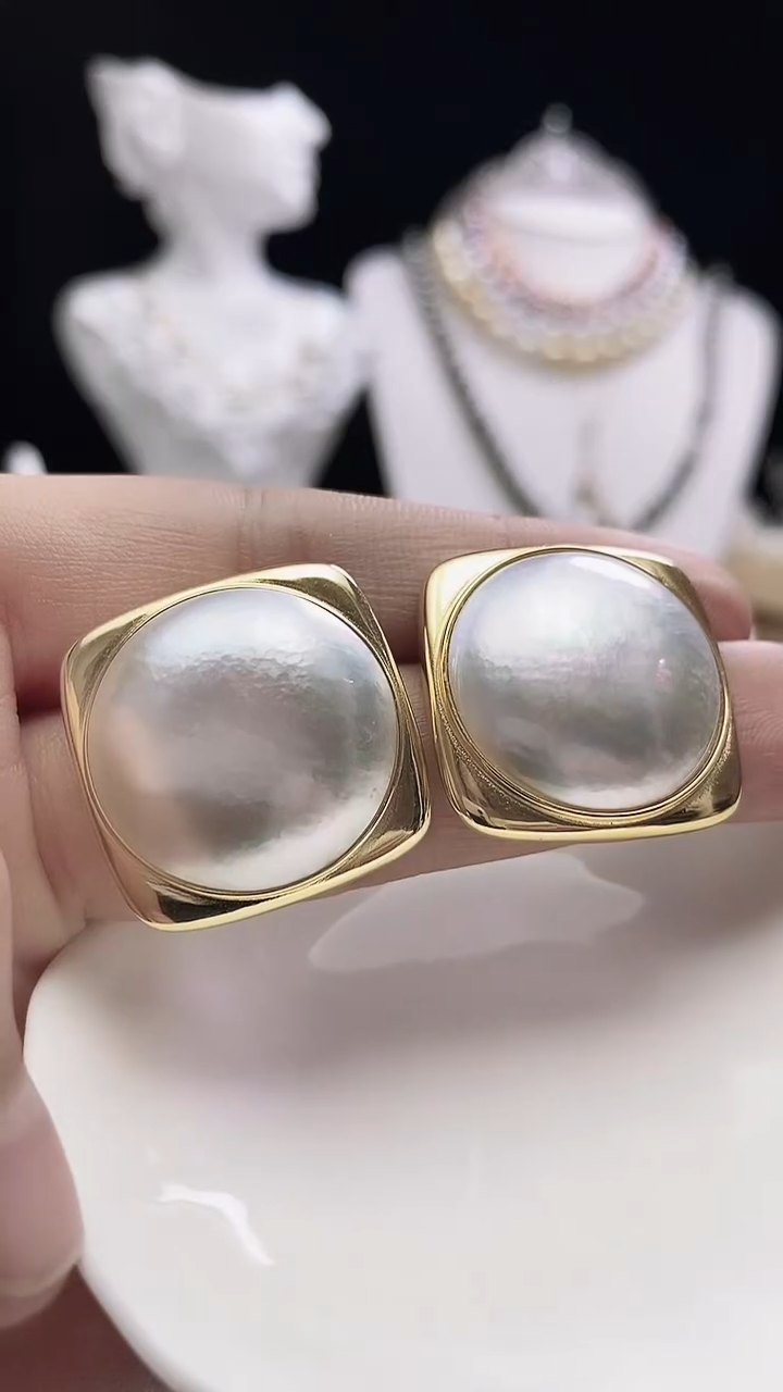 【闪购商品】拼合珍珠（马贝珠）耳钉银S925镶嵌海水马贝耳钉