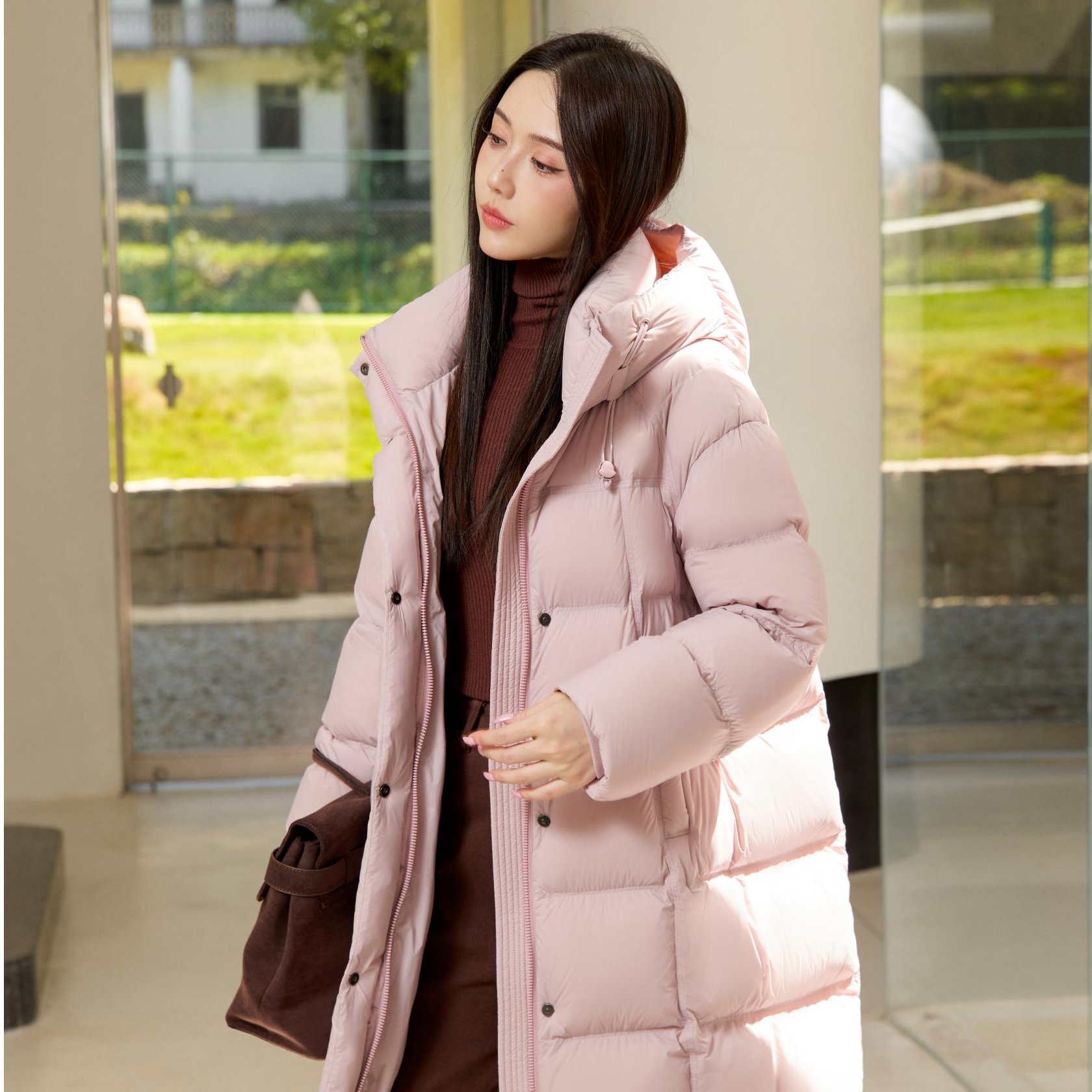 95白鸭绒2025冬季羽绒服云朵系列蓬松小个子长款连帽加厚外套8671