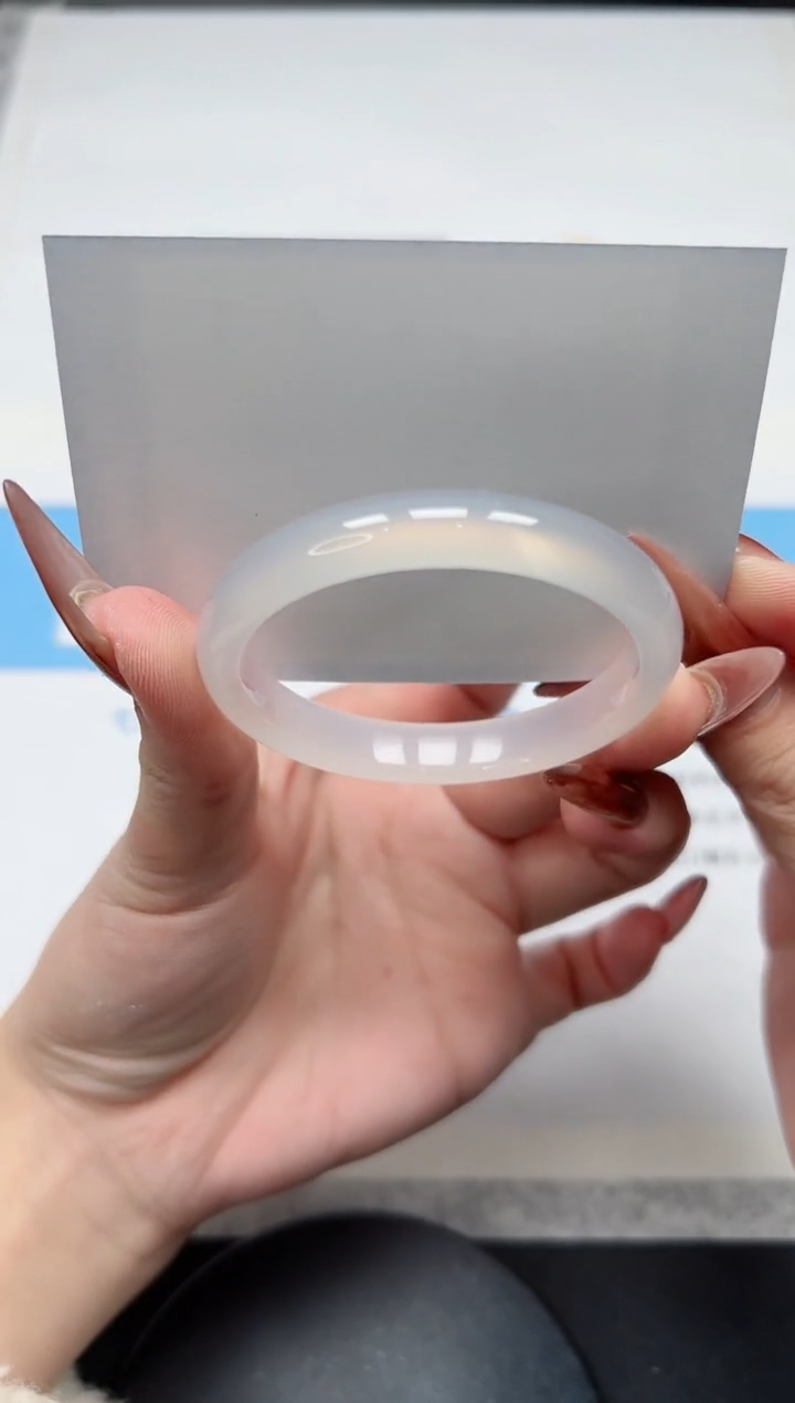 【闪购商品】玛瑙/玉髓手镯未镶嵌284/51.6荔枝