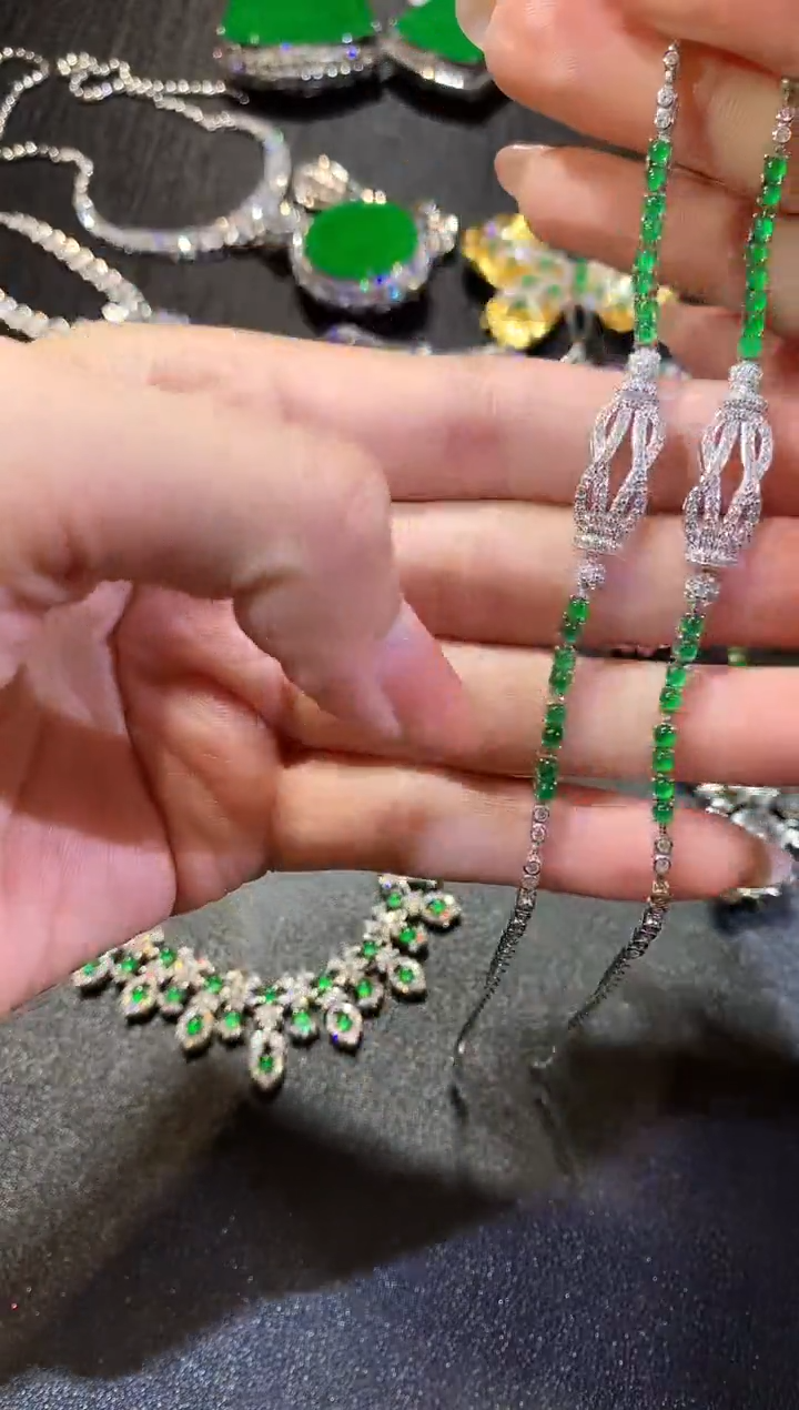 【闪购商品】翡翠手链银S925镶嵌208手链（多样性发货一件