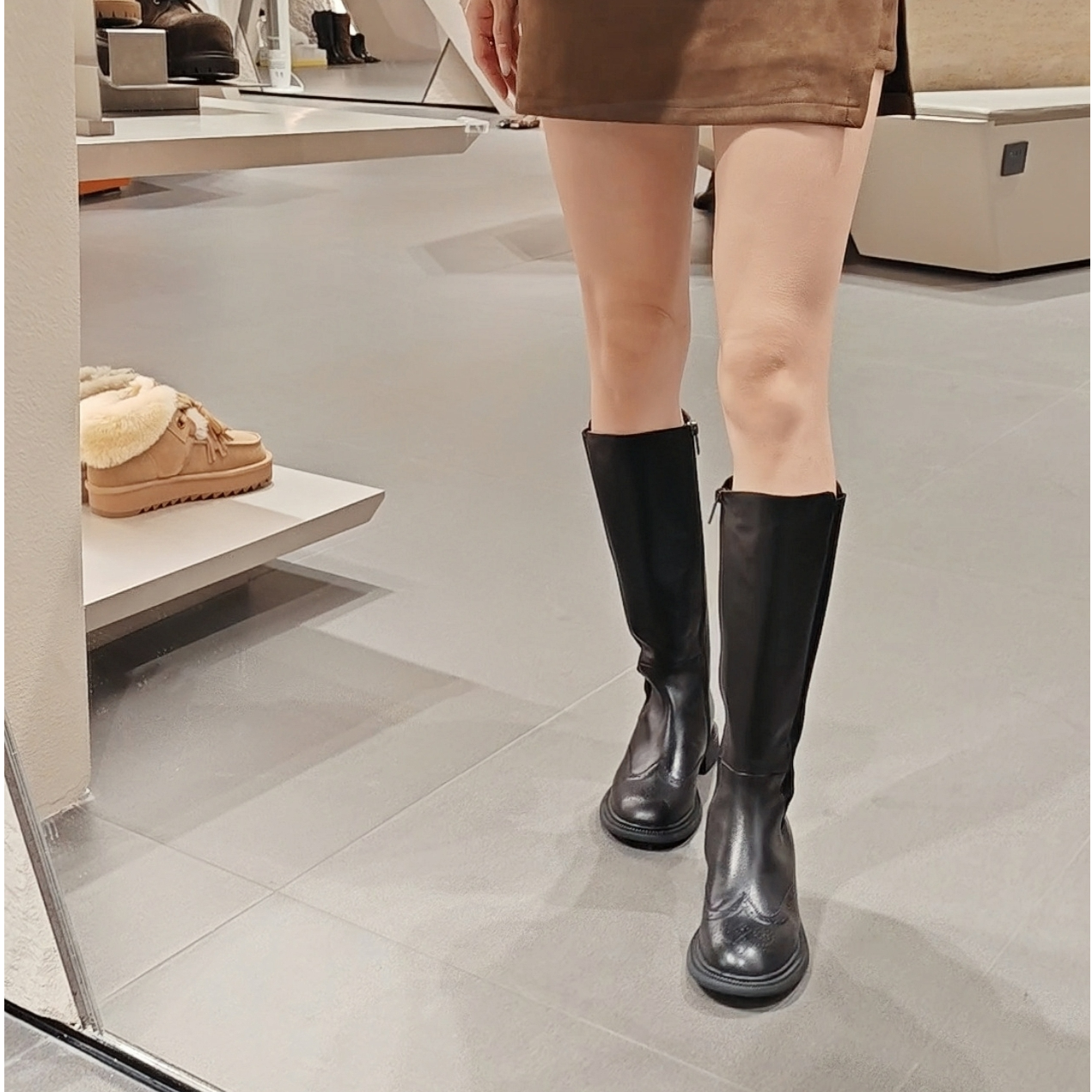 St&Sat/星期六时尚厚底长筒百搭秋冬女长靴SS34117547