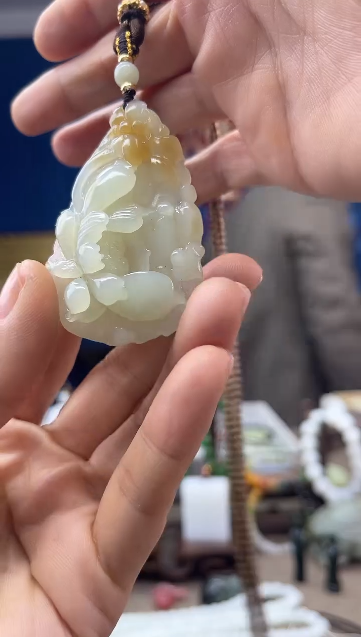 【闪购商品】和田玉颈饰未镶嵌1