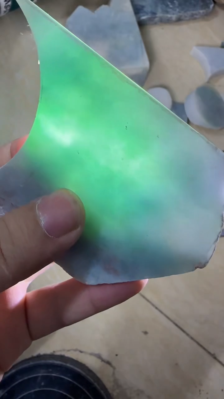 未镶嵌挂件翡翠星*044