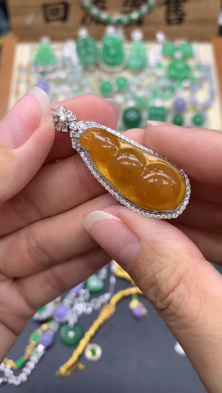【闪购商品】翡翠颈饰18K金镶嵌518-中国好珍宝