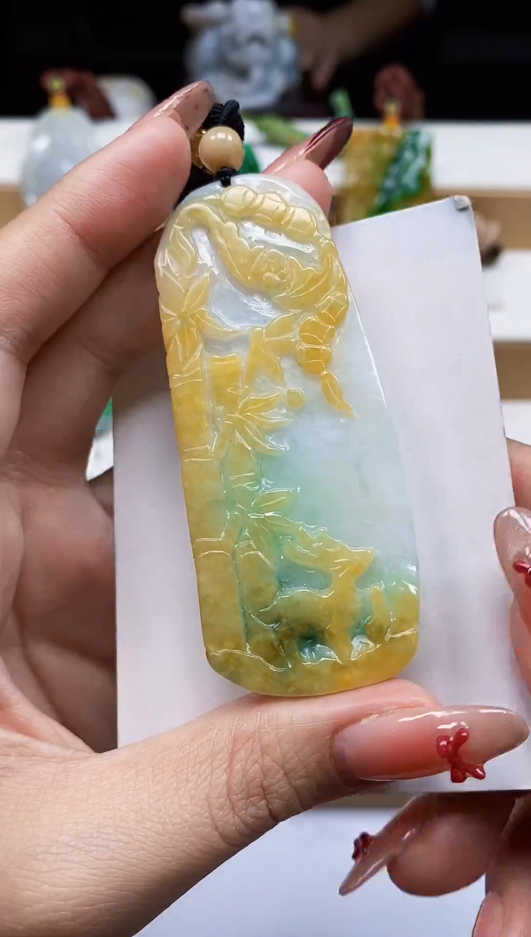 颈饰未镶嵌翡翠翡翠A货