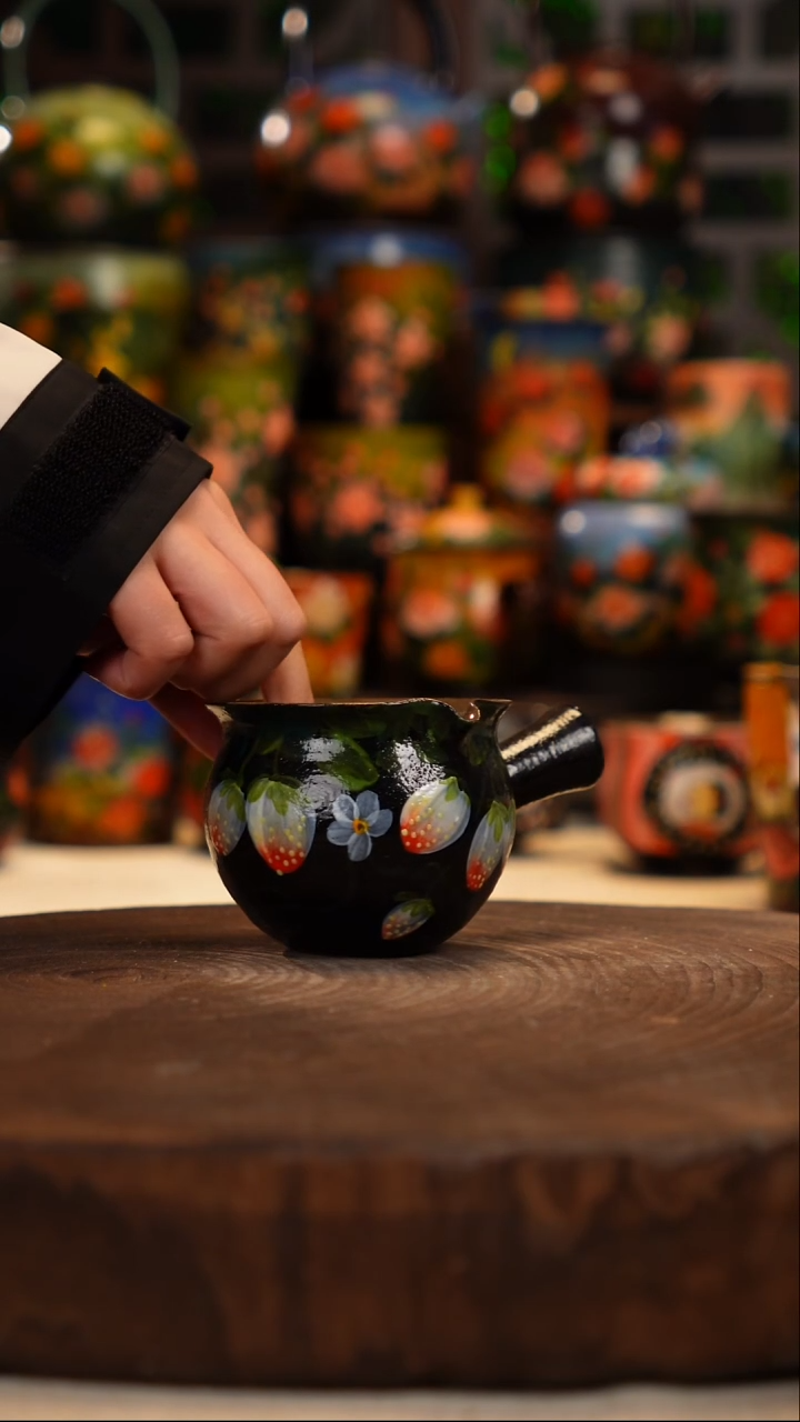 油画   釉下彩   杯子