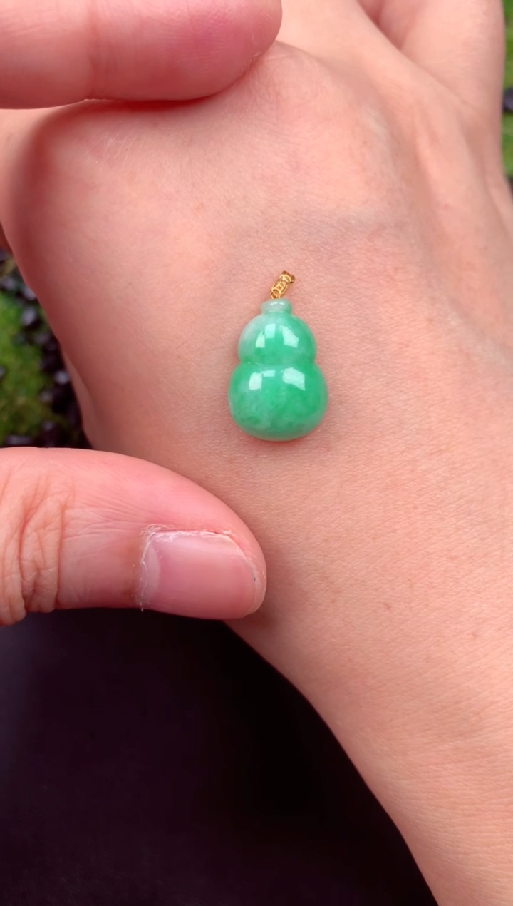 【闪购商品】翡翠吊坠(不含链)未镶嵌天然缅甸A货翡翠