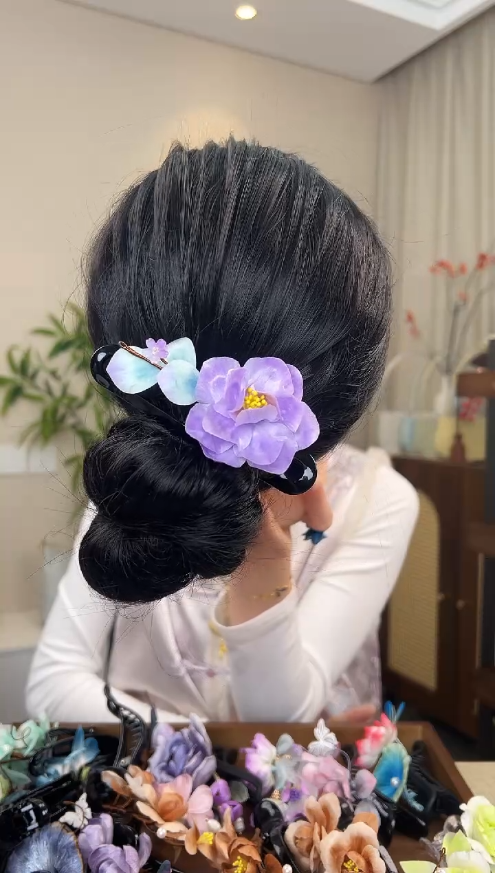 刺绣紫色绒花懒人夹