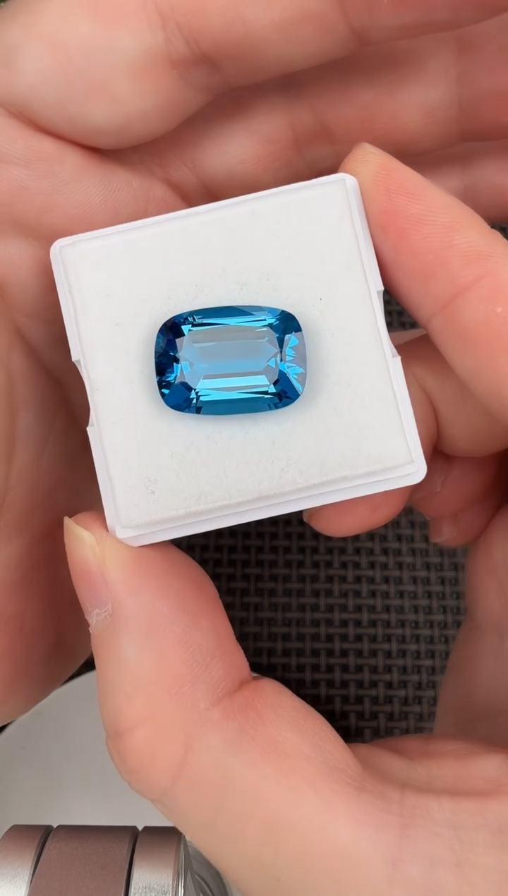 【闪购商品】托帕石裸石未镶嵌15ct-B012295